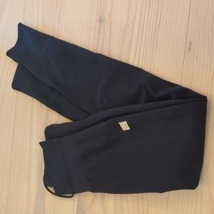 Vuori Black 7/8 Leggings